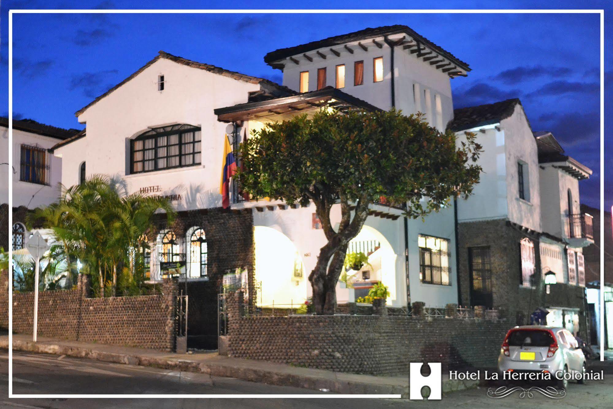 La Herreria Colonial 3*